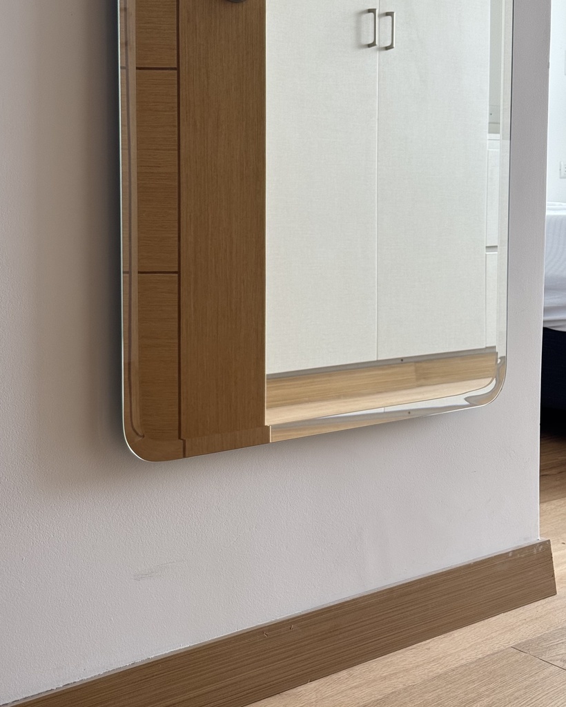 ESPEJO DE CUERPO COMPLETO "VERA"