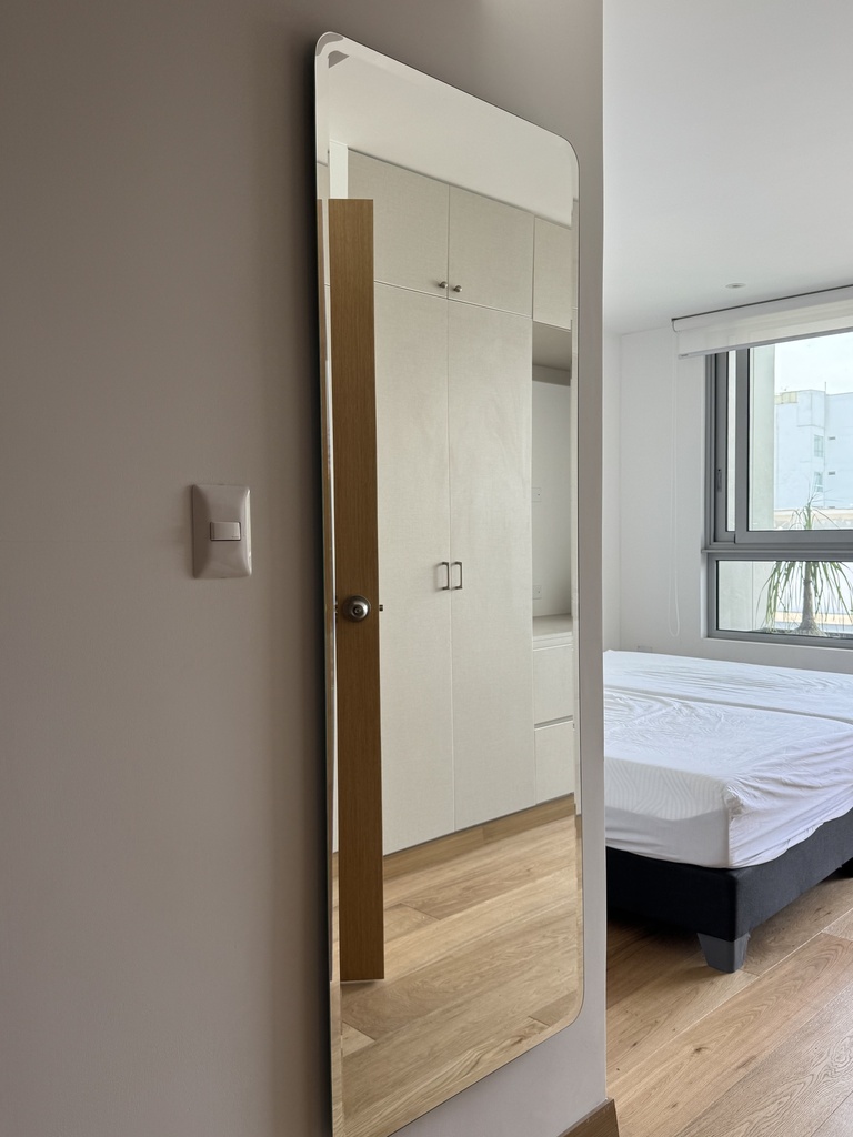 ESPEJO DE CUERPO COMPLETO "VERA"