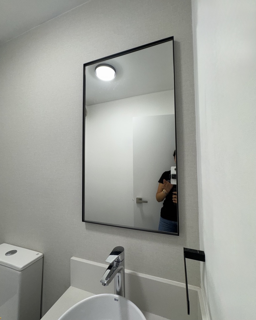 ESPEJO CON MARCO DE PLATINA 